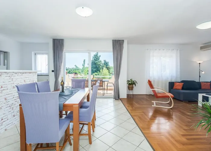 Apartments Emil